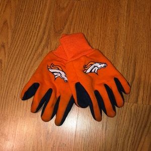 Denver Broncos Winter Gloves